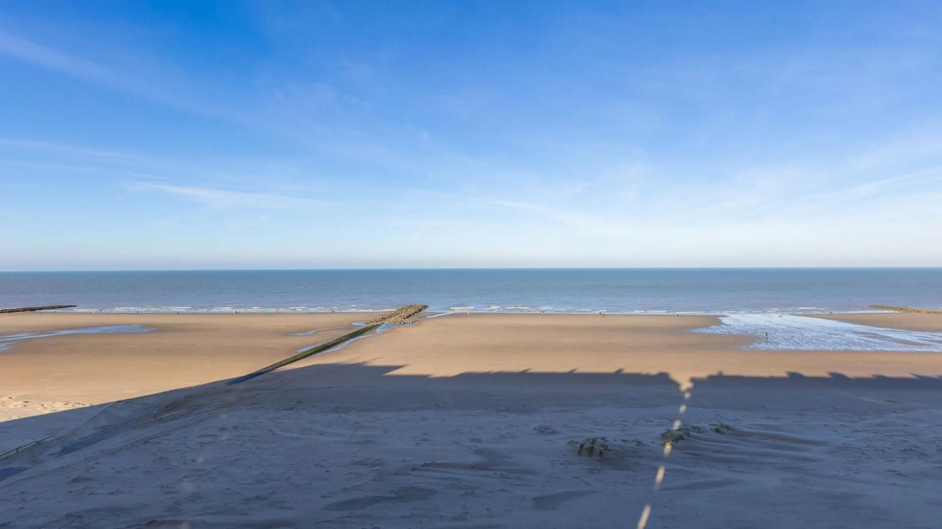 Bright Apartment On The 7Th Floor Middelkerke Belgium